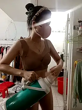 HimiJim online show from December 2025 04:59:02 PM