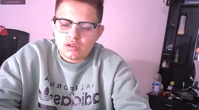 tatsumi nao online show from December 2024 02:39:01 AM