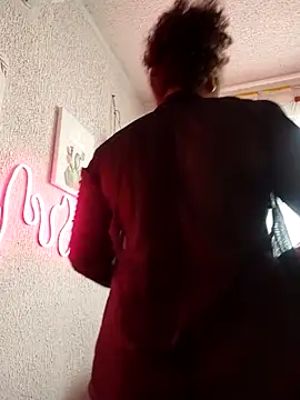 samanthaeliott22 online show from October 2025 05:12:01 PM