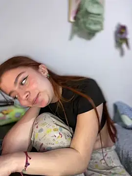 Cloew Marz online show from March 2025 01:39:01 AM