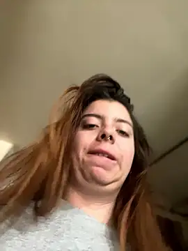 Cloew Marz online show from January 2026 06:21:02 PM