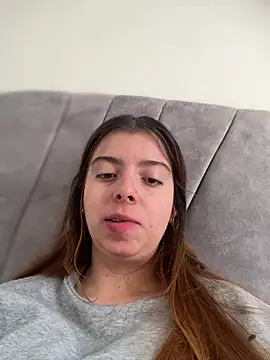 Cloew Marz online show from February 2026 05:31:01 PM