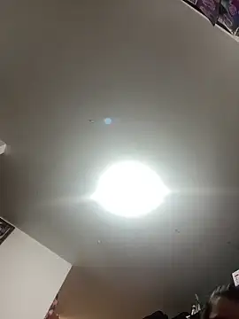 Cloew Marz online show from February 2026 06:15:02 PM