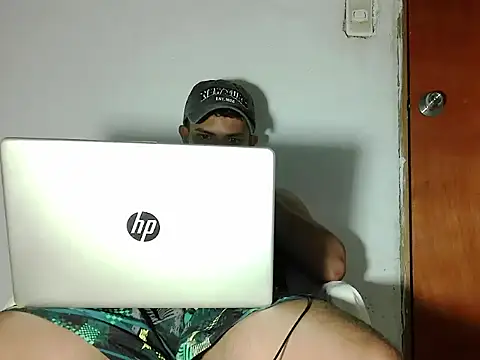 Snapshot of Latinsex2501 chatting on June 2026 08:28:01 PM Latinsex2501 online show from June 2026 08:28:01 PM