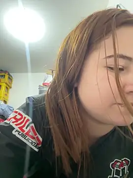 Mia foxx  online show from December 2025 09:11:01 PM