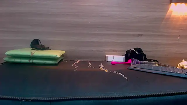 Cutie Shy  online show from February 2025 01:14:02 AM