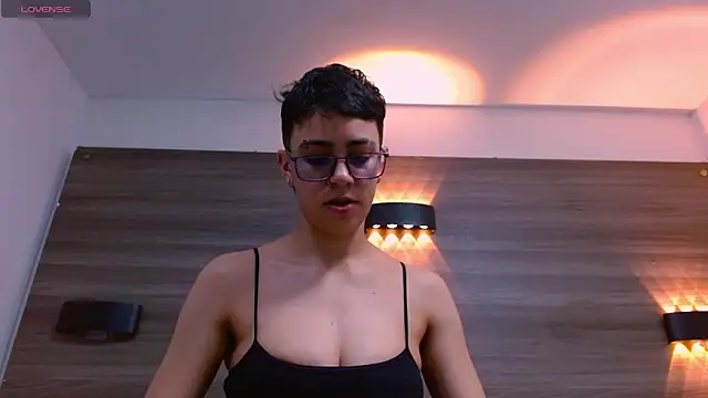 Cutie Shy  online show from February 2025 07:26:01 PM