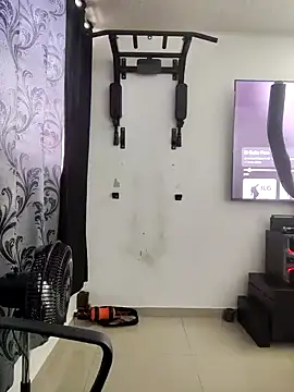 Snapshot of LatinMar chatting on January 2025 01:19:02 PM LatinMar online show from January 2025 01:19:02 PM