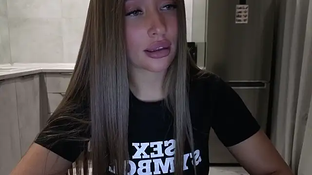 Cinderella     online show from November 2025 06:40:01 PM