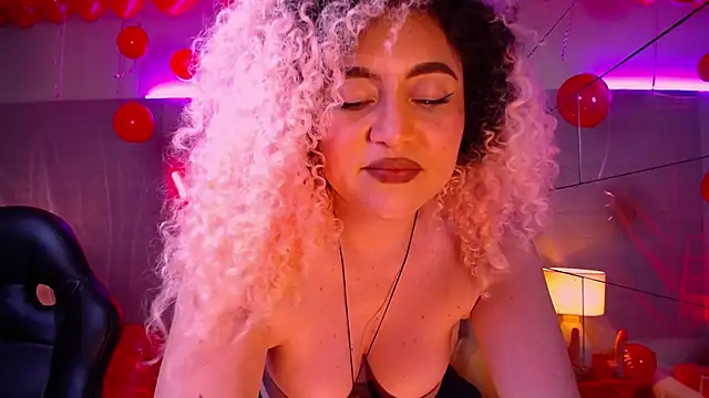 Kateryn  online show from February 2025 10:52:02 PM