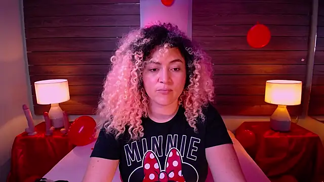 Kateryn  online show from February 2025 07:48:02 PM