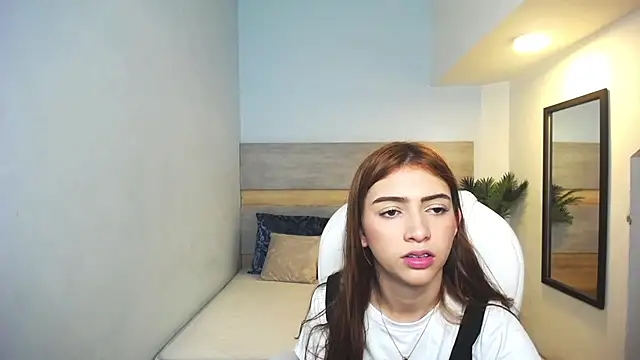 liseth fox online show from January 2025 07:38:01 PM