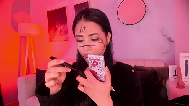 lara madisson online show from October 2025 08:27:05 AM