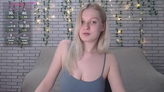 EmiliaDuchess online show from February 2025 12:45:02 PM