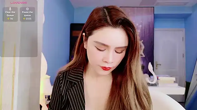 HU131452 online show from September 2025 07:47:01 PM