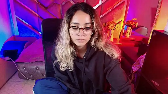 Olivia Fox69 online show from November 2025 03:18:02 AM