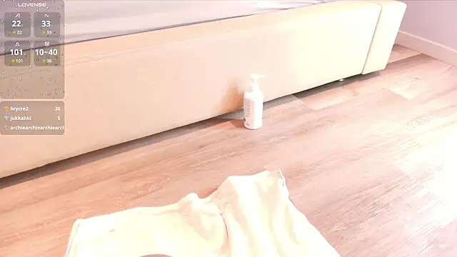 Leamonroe   online show from February 2025 01:49:02 PM