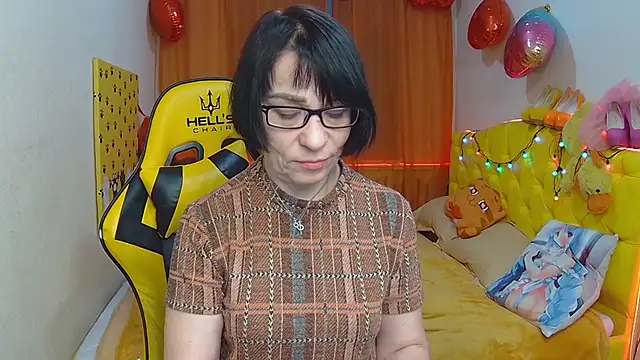 Snapshot of SandraHormas chatting on March 2025 02:23:01 PM SandraHormas online show from March 2025 02:23:01 PM