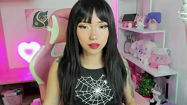 Artic love online show from October 2025 12:41:02 AM