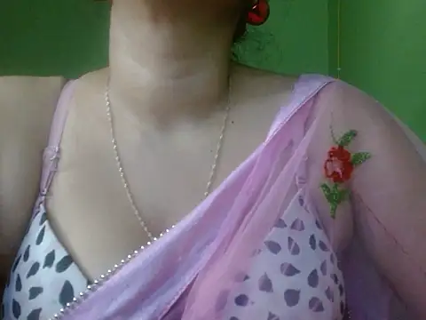 LOVERIAKOL online show from February 2026 06:44:01 PM