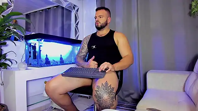 Snapshot of Johnnygrayson1 chatting on January 2025 10:19:01 PM Johnnygrayson1 online show from January 2025 10:19:01 PM