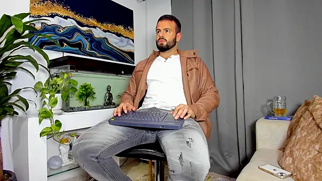 Snapshot of Johnnygrayson1 chatting on February 2025 12:14:01 AM Johnnygrayson1 online show from February 2025 12:14:01 AM