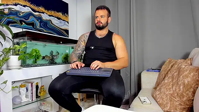 Snapshot of Johnnygrayson1 chatting on February 2025 11:32:01 PM Johnnygrayson1 online show from February 2025 11:32:01 PM