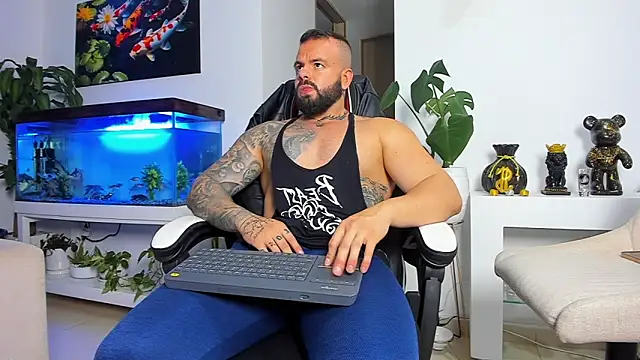 Snapshot of Johnnygrayson1 chatting on September 2025 11:48:01 PM Johnnygrayson1 online show from September 2025 11:48:01 PM