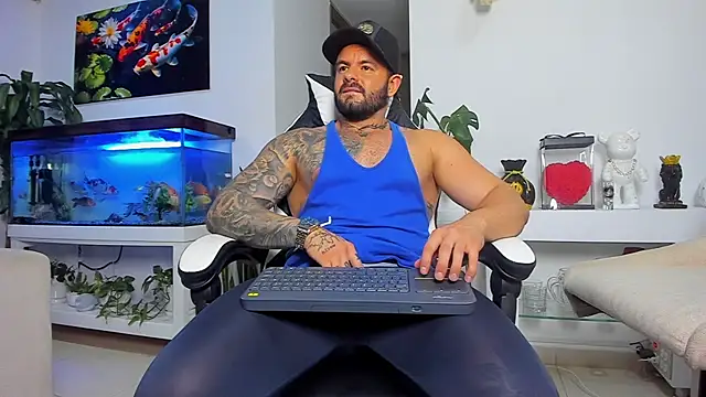 Snapshot of Johnnygrayson1 chatting on October 2025 12:51:01 AM Johnnygrayson1 online show from October 2025 12:51:01 AM