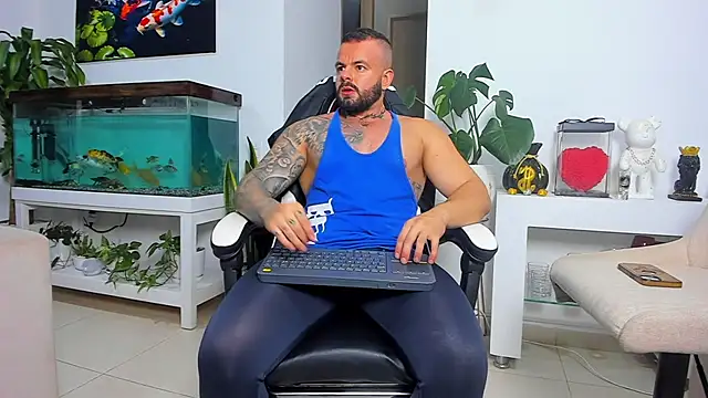 Snapshot of Johnnygrayson1 chatting on October 2025 01:15:01 AM Johnnygrayson1 online show from October 2025 01:15:01 AM