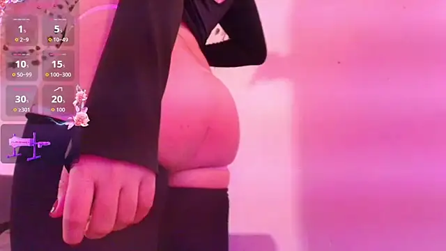 Snapshot of Yuri_Stars chatting on February 2026 05:01:02 AM Yuri Stars online show from February 2026 05:01:02 AM