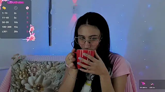 NayeCloud online show from February 2026 04:24:01 AM