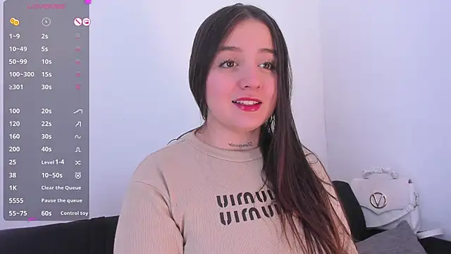 Sabrina Lennox online show from June 2026 06:13:01 PM