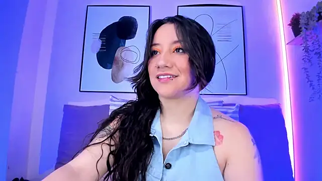 Snapshot of rose_xd chatting on February 2025 09:18:02 PM rose xd online show from February 2025 09:18:02 PM