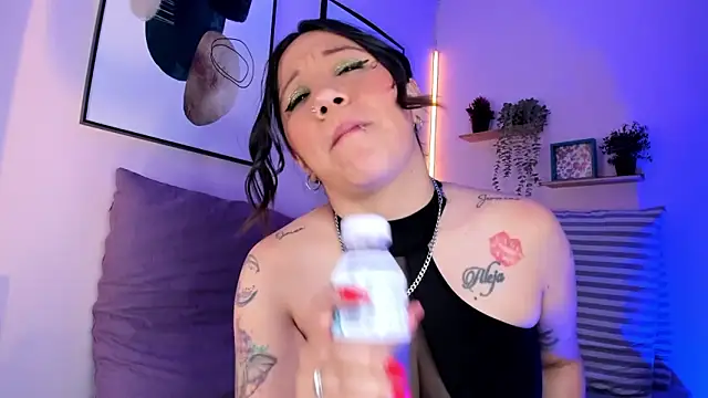 Snapshot of rose_xd chatting on February 2025 08:53:02 PM rose xd online show from February 2025 08:53:02 PM