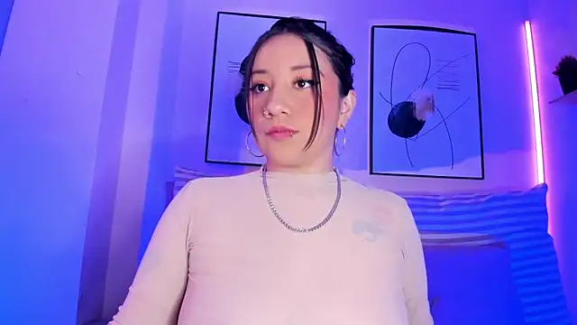 Snapshot of rose_xd chatting on February 2025 08:33:01 PM rose xd online show from February 2025 08:33:01 PM