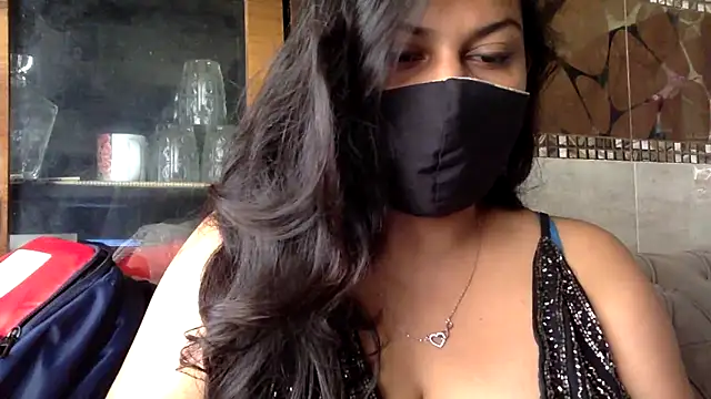Snapshot of HaaniKaur chatting on May 2026 07:58:02 AM HaaniKaur online show from May 2026 07:58:02 AM