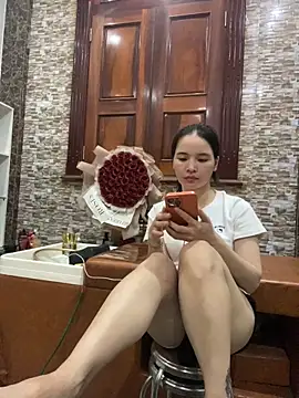 Snapshot of LiLi-Kirix99 chatting on June 2026 12:31:02 PM LiLi-Kirix99 online show from June 2026 12:31:02 PM