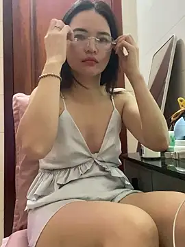 Snapshot of LiLi-Kirix99 chatting on June 2026 06:41:01 PM LiLi-Kirix99 online show from June 2026 06:41:01 PM