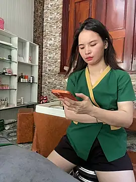 Snapshot of LiLi-Kirix99 chatting on June 2026 08:12:02 AM LiLi-Kirix99 online show from June 2026 08:12:02 AM
