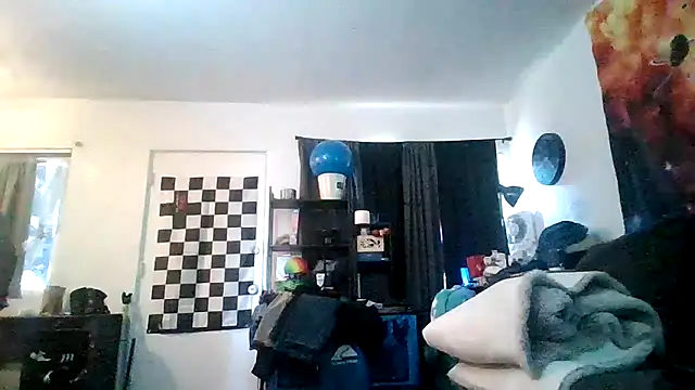 Snapshot of Antoniothedon chatting on May 2026 11:44:01 PM Antoniothedon online show from May 2026 11:44:01 PM