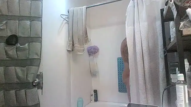 Snapshot of Antoniothedon chatting on August 2026 08:40:02 PM Antoniothedon online show from August 2026 08:40:02 PM
