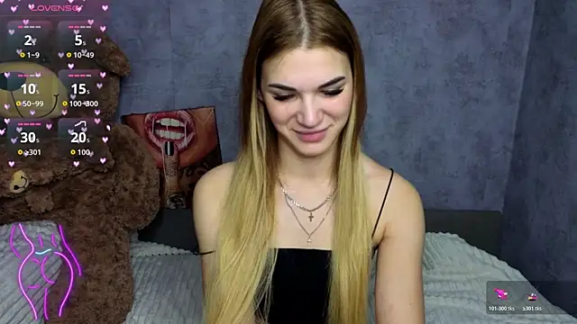 Snapshot of Hellen_Moore chatting on October 2025 12:13:01 AM Hellen Moore online show from October 2025 12:13:01 AM