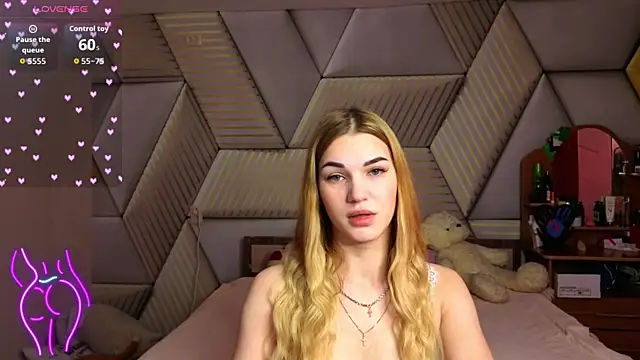 Snapshot of Hellen_Moore chatting on February 2026 03:25:02 AM Hellen Moore online show from February 2026 03:25:02 AM