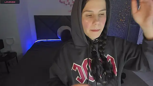 CassieEvans online show from April 2026 05:29:01 AM