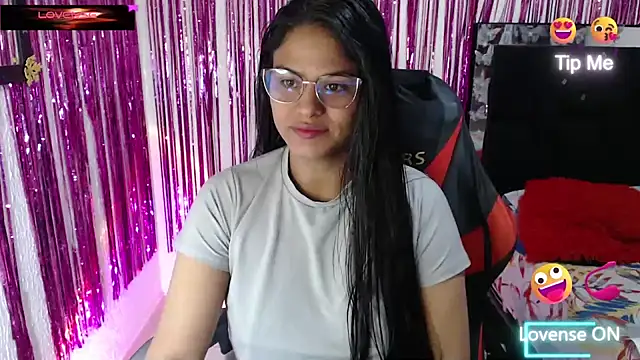SweetAlmaa online show from July 2026 10:54:01 AM