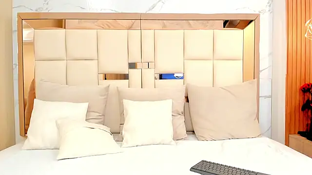 fabiana rodriguez online show from February 2025 10:59:01 PM