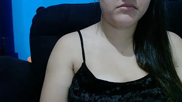 luckygirl111 online show from April 2026 01:35:02 PM