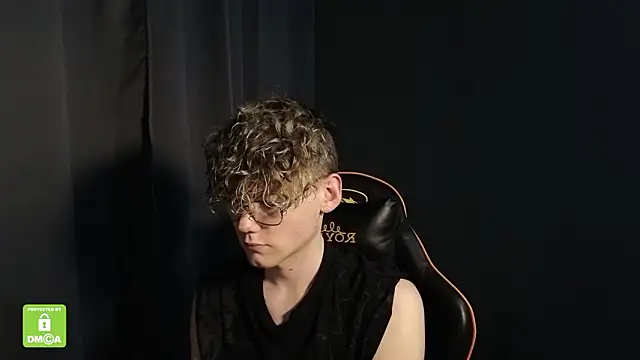 Keytaro online show from January 2026 08:18:02 PM