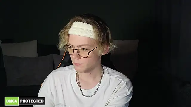 Keytaro online show from April 2026 01:06:02 AM